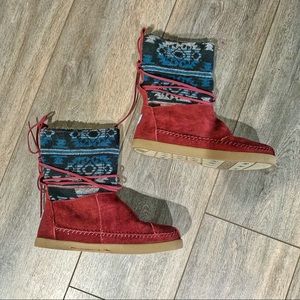 TOMS Nepal Suede Boot